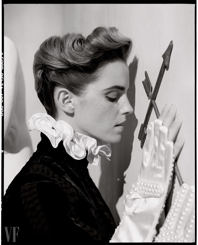 Illustration for article titled Can we talk about Emma Watson's Vanity Fair photos?